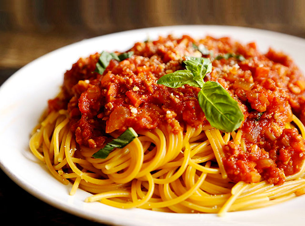 Spaghetti con veg-ragù