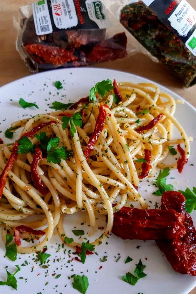 Aglio, Olio e Peperoncino: La dispensa, the Italian pantry